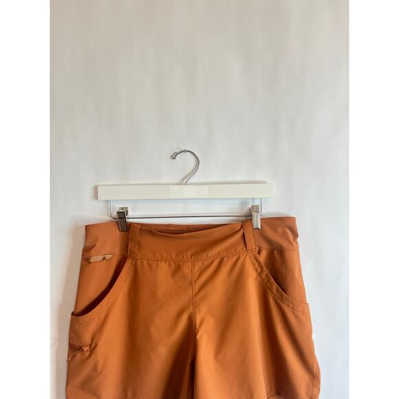 2/$50 DEAL ALERT!! PATAGONIA WOMENS TECH SHORTS STY# 82025 BURNT ORANGE SIZE L - Picture 3 of 13